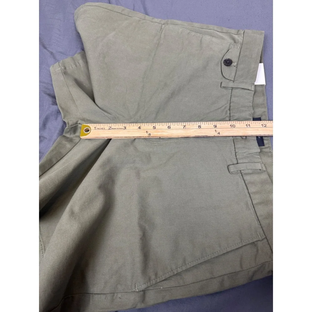 Banana Republic Lived-In 7 Inch Chino Shorts Mens 33(35) Olive Green Stretch NWT